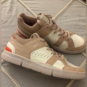 ON The Roger Sneaker - Light Pink and White Sneakers - Woman’s Size 8.5